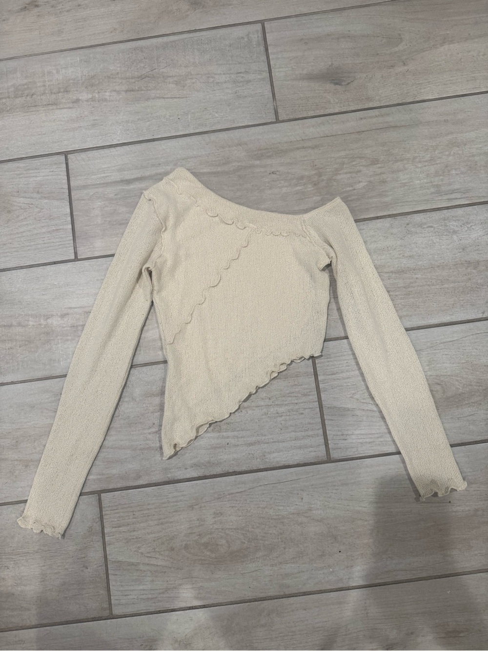 Bershka Cream Asymmetric Lettuce-Edge Long Sleeve Top